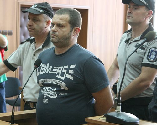 Илия Стоичков е обвинен за жестокото престъпление
