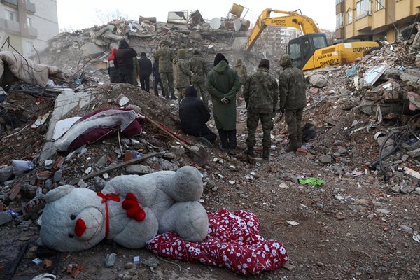 Земетресението в Турция на 06.02.2023 г.
Снимка: Ройтерес