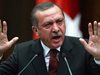 Турският президент Реджеп Ердоган потвърди, че е заплашил ЕС да насочи мигрантите към България и Гърция. В реч на бизнес среща в Анкара той засегна въпроса и за публикуваните в гръцката преса протоколи от срещата му миналия ноември с евролидерите Жан-Клод Юнкер и Доналд Туск по време на форума на Г-20 в Анталия.