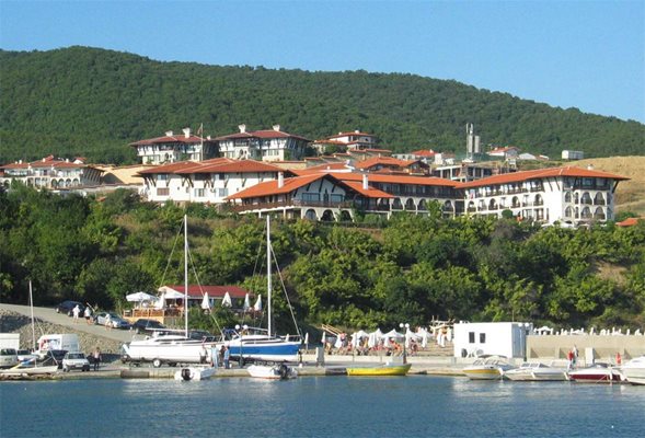 По Черноморието клиентите се ориентират основно към обзаведени апартаменти в работещи комплекси.