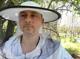 Махнаха Борислав Инчев като зам.-кмет на община "Родопи", отдава се на пчеларство