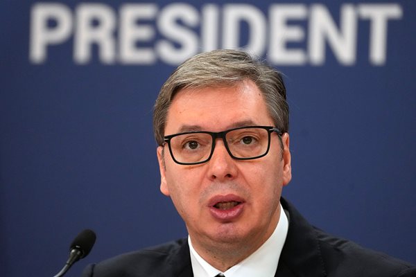 Вучич предложи министъра на отбраната Милош Вучевич за свой наследник в партията