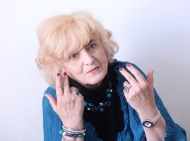 80-годишната актриса, която продължава да играе в театъра, изобщо не е съгласна с класацията, публикувана във “Форбс”.