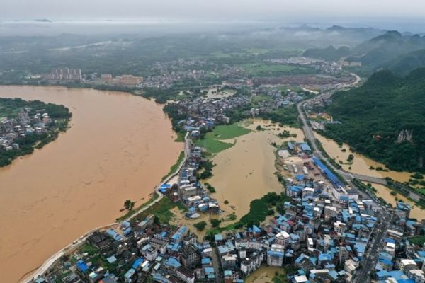 Китай продължава с мерките за контрол на наводненията и помощ при бедствия
Снимка:  Радио Китай