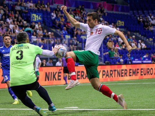 България се класира на световното по минифутбол