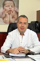 Доц. Иван Костов е директор на университетската АГ болница "Майчин дом"