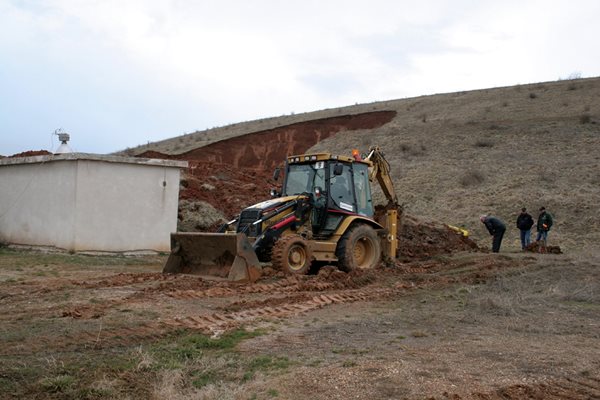 Проверяват хвостохранилищата и шламохранилищата в страната