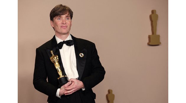 Килиан Мърфи взе "Оскар" за най-добър актьор в главна роля за участието си в "Опенхаймер"