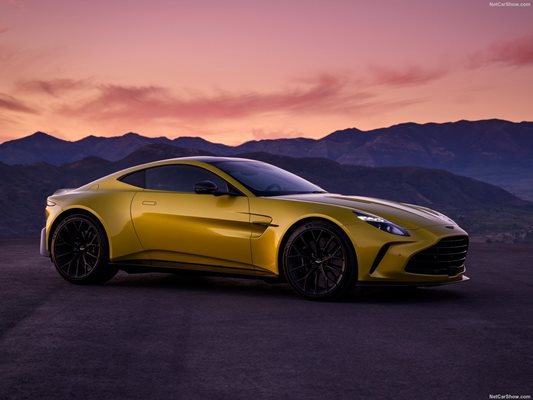 Aston Martin основно обнови модела Vantage. Снимки: Aston Martin