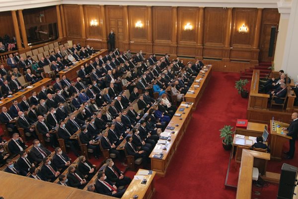 В сряда парламентът ще гласува дали да се даде военна помощ на Украйна. СНИМКА: “24 ЧАСА”