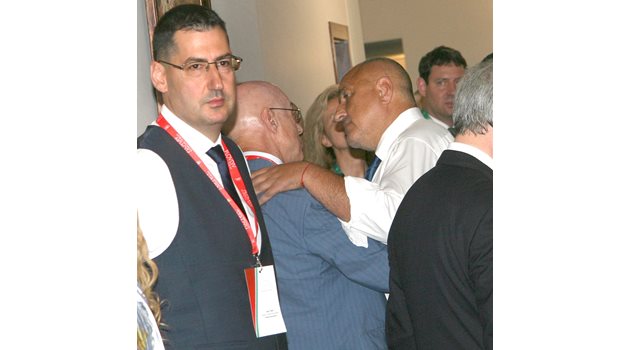 Борисов пристигна в кметския хотел "Империал" за втория икономически форум в Пловдив.