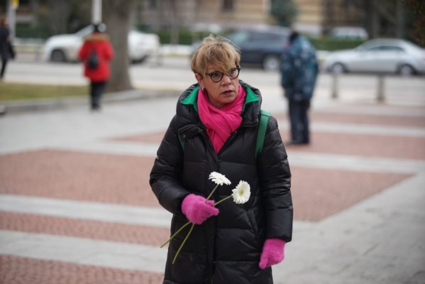 Актрисата Лара Златарева - Кака Лара ще го запомни като изключително добър и талантлив човек.