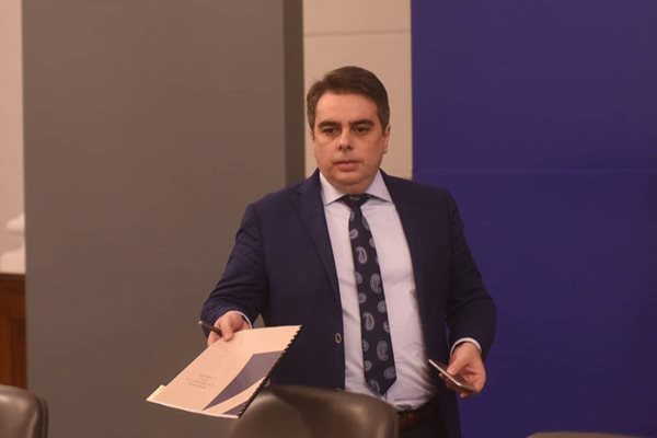 Вицепремиерът и финансов министър Асен Василев. 