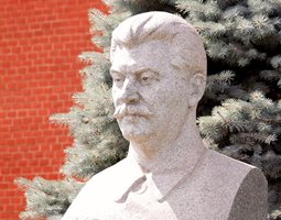 Паметник на Сталин СНИМКА: Pixabay