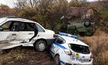 Патрулка и две коли са смазани след катастрофи край Враца