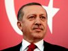 Гробар обеща безплатни надгробни плочи за турците, отказали се от еврото и долара
