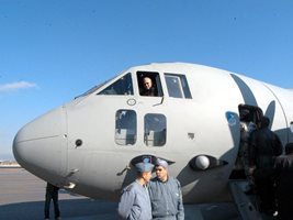 Премиерът Борисов замина за Албания с военен самолет