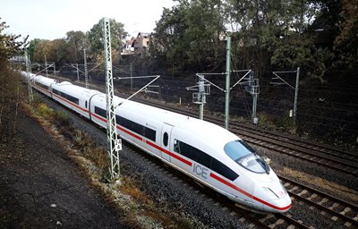 Много от европейците се надяват жп мрежите за бързи влакове да бъдат разширени в целия ЕС.  СНИМКА: РОЙТЕРС