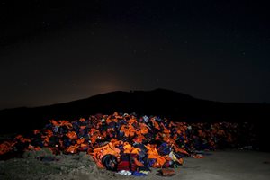 Ловци: Гората в Странджа е превърната в сметище от преминаващите мигранти