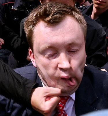 Гей активистът Алексеев получи удари в челюстта