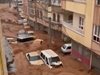 21 са вече жертвите на наводненията в Турция (Видео)