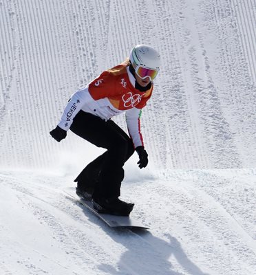 Сани завърши шеста в един от най-трудните спортове бордъркроса при сноубордистките СНИМКИ: Костадин Андонов