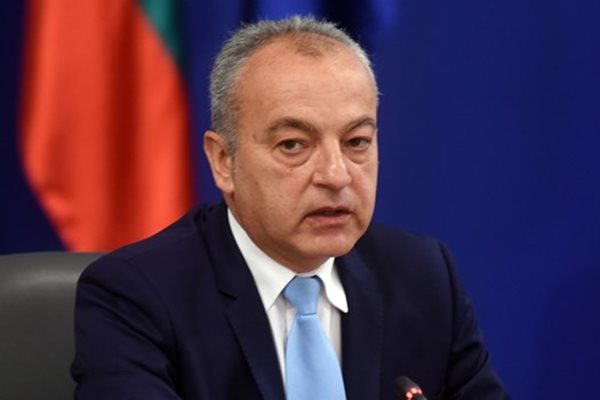 Какви са опасностите за България заради мобилизацията на Путин, обсъжда съвет при премиера