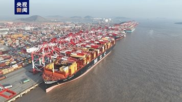 Външната търговия на Китай с рекорден ръст за първото полугодие
