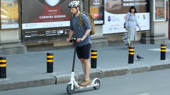 Електрическите тротинетки вече със ЗАБРАНА в Русе