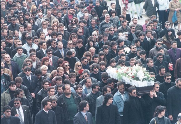 Погребението на създателя и първи шеф на ВИС-1 и ВИС-2 Васил Илиев беше особено внушително.