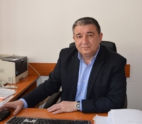 Мишената Васил Ганов, председател на районния съд във Враца.
