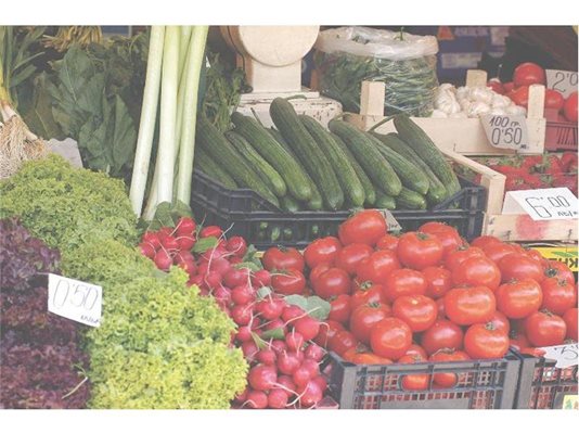 Зеленчуци на пазара
СНИМКА: РУМЯНА ТОНЕВА