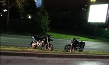 Верижна катастрофа с мотористи в София, двама са в болница (Видео, снимки)