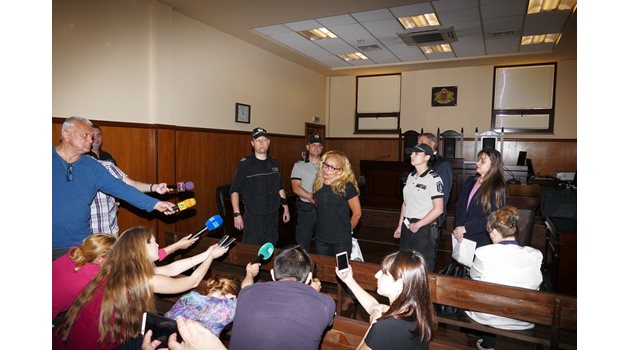 Кметицата на район "Младост" обясни в съда, че дори има час за хоспитализация в началото на август. Снимка ПИЕР ПЕТРОВ
