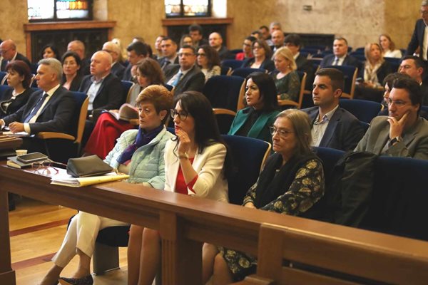 Шефката на СГП Илиана Кирилова, заместничката й Десислава Петрова и адвокат Даниела Доковска