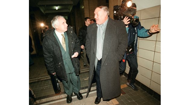 Марин Марковски с президента Желю Желев през 2001 г. на делото за убийството на Андрей Луканов.