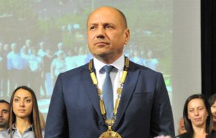 Новият кмет на Община Ловеч Страцимир Петков положи клетва