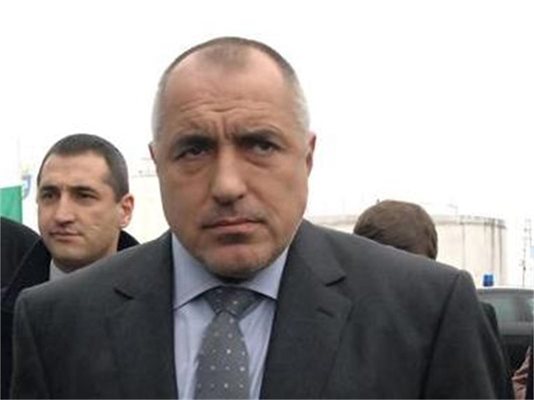 Бойко Борисов отива в Катар две години и половина след посещението на президента там. 

