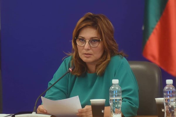 Министърът на здравеопазването проф. Асена Сербезова