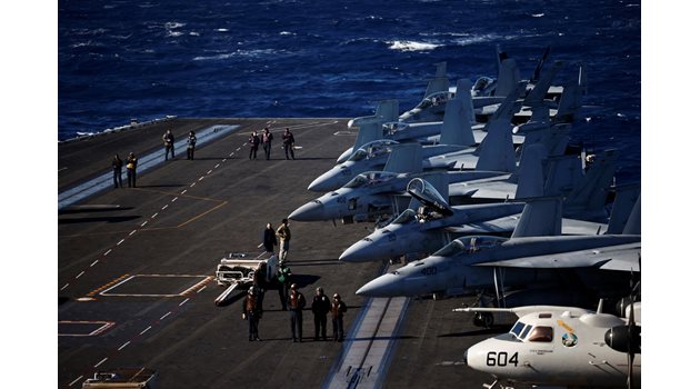 Американският самолетоносач "Хари Труман"  участва във военноморско учение на НАТО в Средиземно море