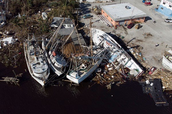 Жертвите на опустошителния ураган Иън вече са 70.