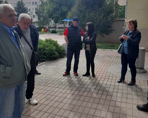 People in Brezovo are concerned that they are left without banking services.