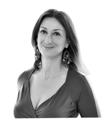 Известната малтийска блогърка Дафне Каруана Галиция Снимки: Личен блог на Дафне