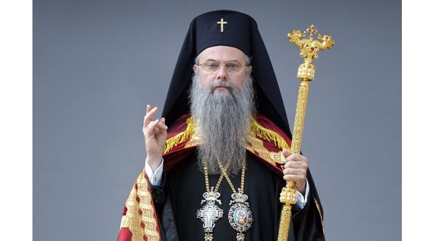 Пловдивският митрополит Николай 
СНИМКИ: НИКОЛА МИХАЙЛОВ И РАДКО ПАУНОВ