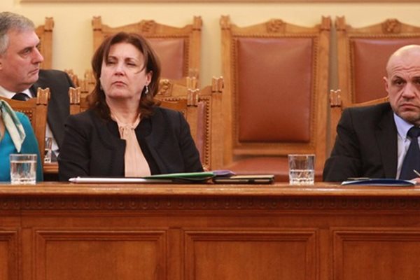 Вицепремиерите Румяна Бъчварова, Меглена Кунева, Ивайло Калфин  и Томислав Дончев ще отчетат 100-те дни на правителството.