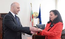 Министър Мария Павлова прие поста от Атанас Славов