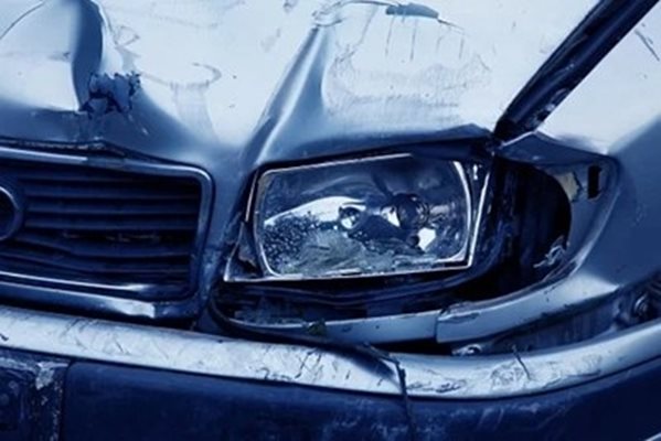 Кола се удари в камион в Стара Загора, 18-годишен е пострадал СНИМКА: Pixabay
