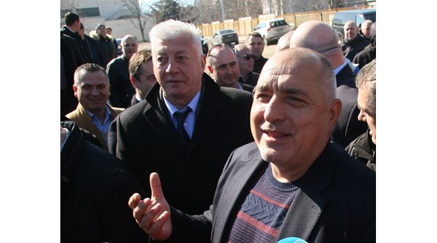 При обиколката му в Пловдив премиерът Бойко Борисов бе придружаван от кмета Здравко Димитров