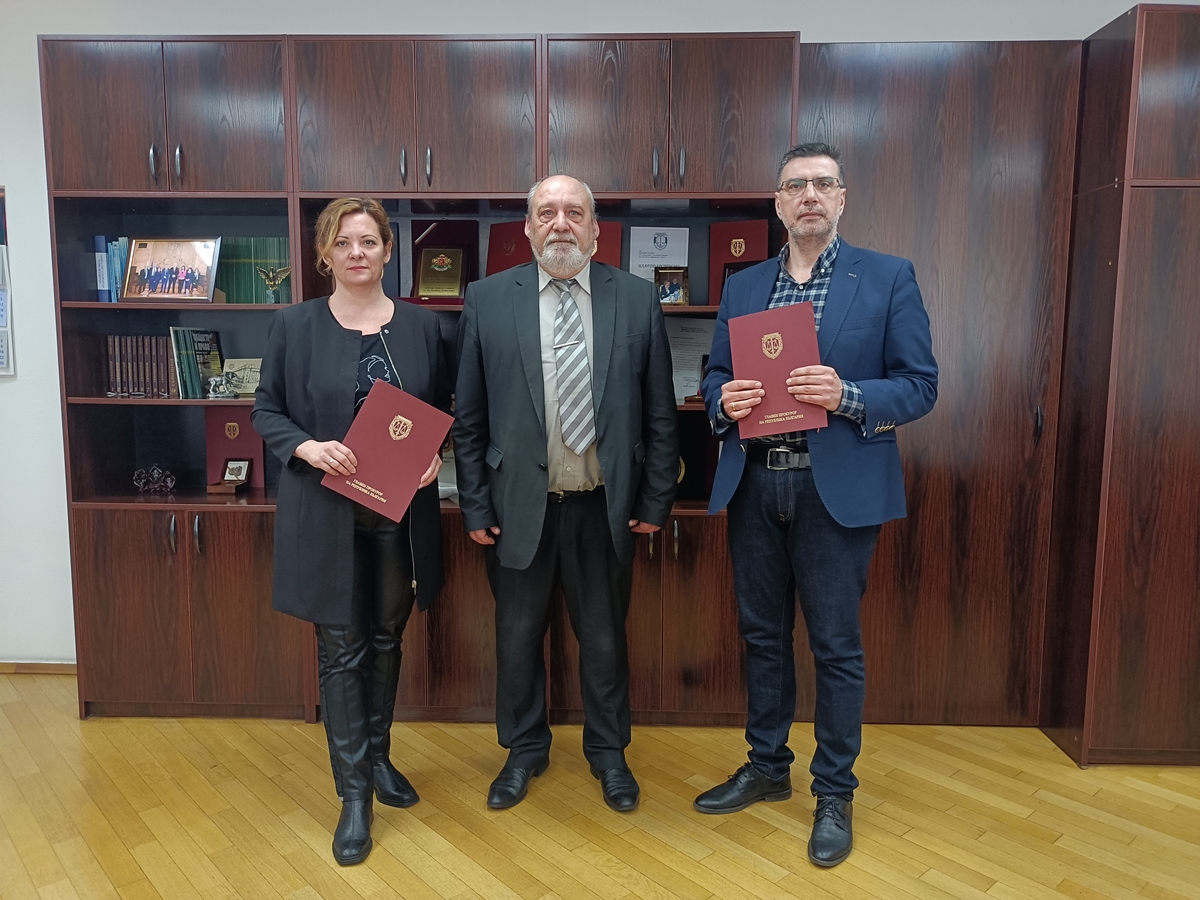 Гешев награди окръжния прокурор на Бургас и шефа на Следствието за случая "Локорско"