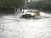 Пороен дъжд наводни улици и приземни етажи в Шумен